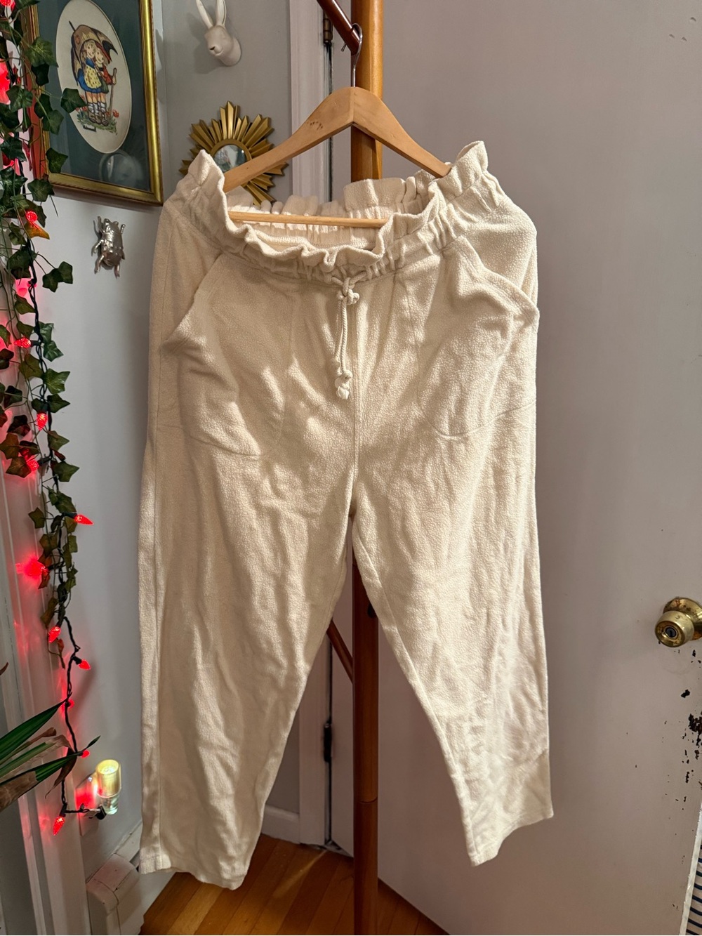 🧸Universal Thread Cream Drawstring Waist Cozy Pants 🧸